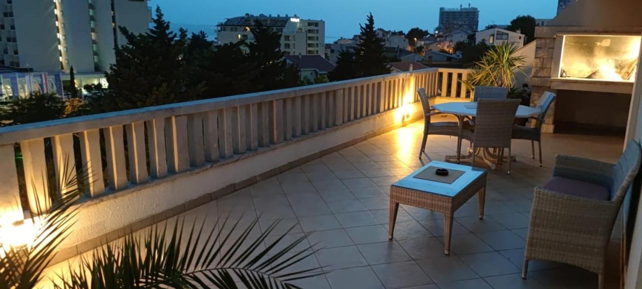 Happy Basset Terrace Apartment มาคาร์สกา ภายนอก รูปภาพ